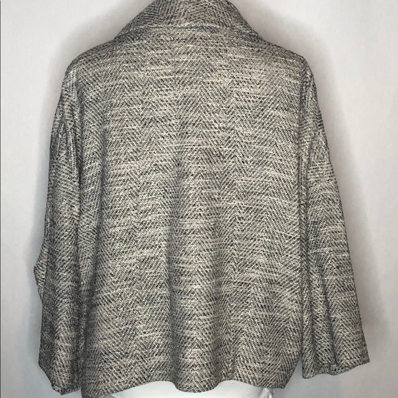 Last Day Last  Chance Eileen Fisher Black/Cream/White Cape Style Jacket - Picture 3 of 7